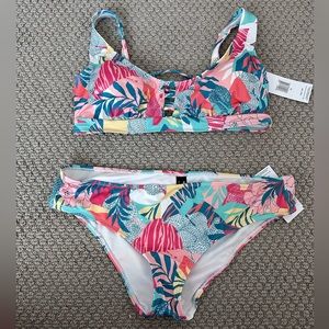 Hurley Floral Bikini Size XL